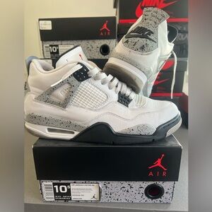 Jordan Retro 4 Cement. Wht Blk Grey.Size 10.5 slightly worn, in great condition